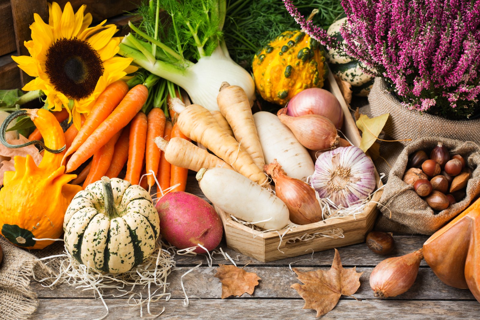 Przepisy na sezonowe dania z lokalnych produktów